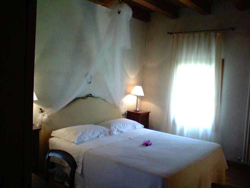 Maison d'hôtes Il Rifugio Del Poeta à San Biagio di Callalta Chambre photo