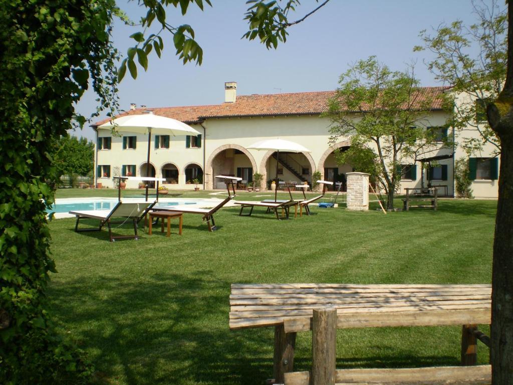 Maison d'hôtes Il Rifugio Del Poeta à San Biagio di Callalta Extérieur photo